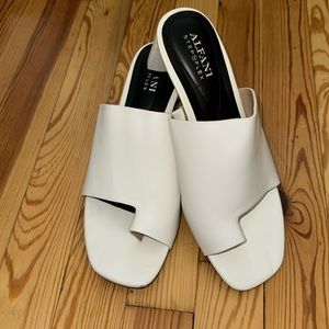 White alfani sandal with heel size 8.5